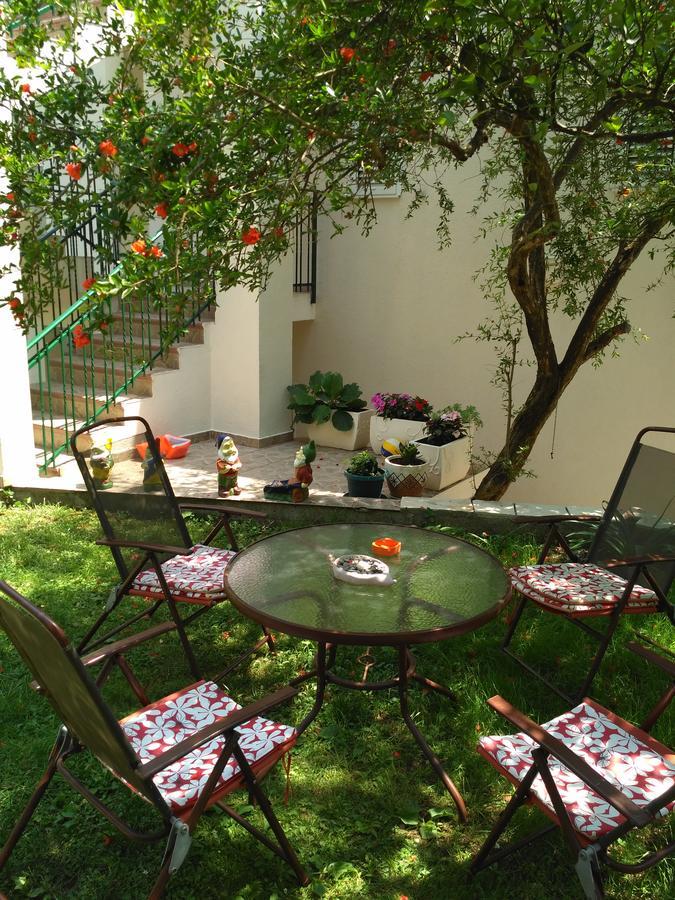 Apartmani Villa Radovic Risan Zewnętrze zdjęcie