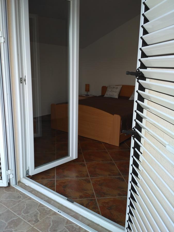 Apartmani Villa Radovic Risan Zewnętrze zdjęcie