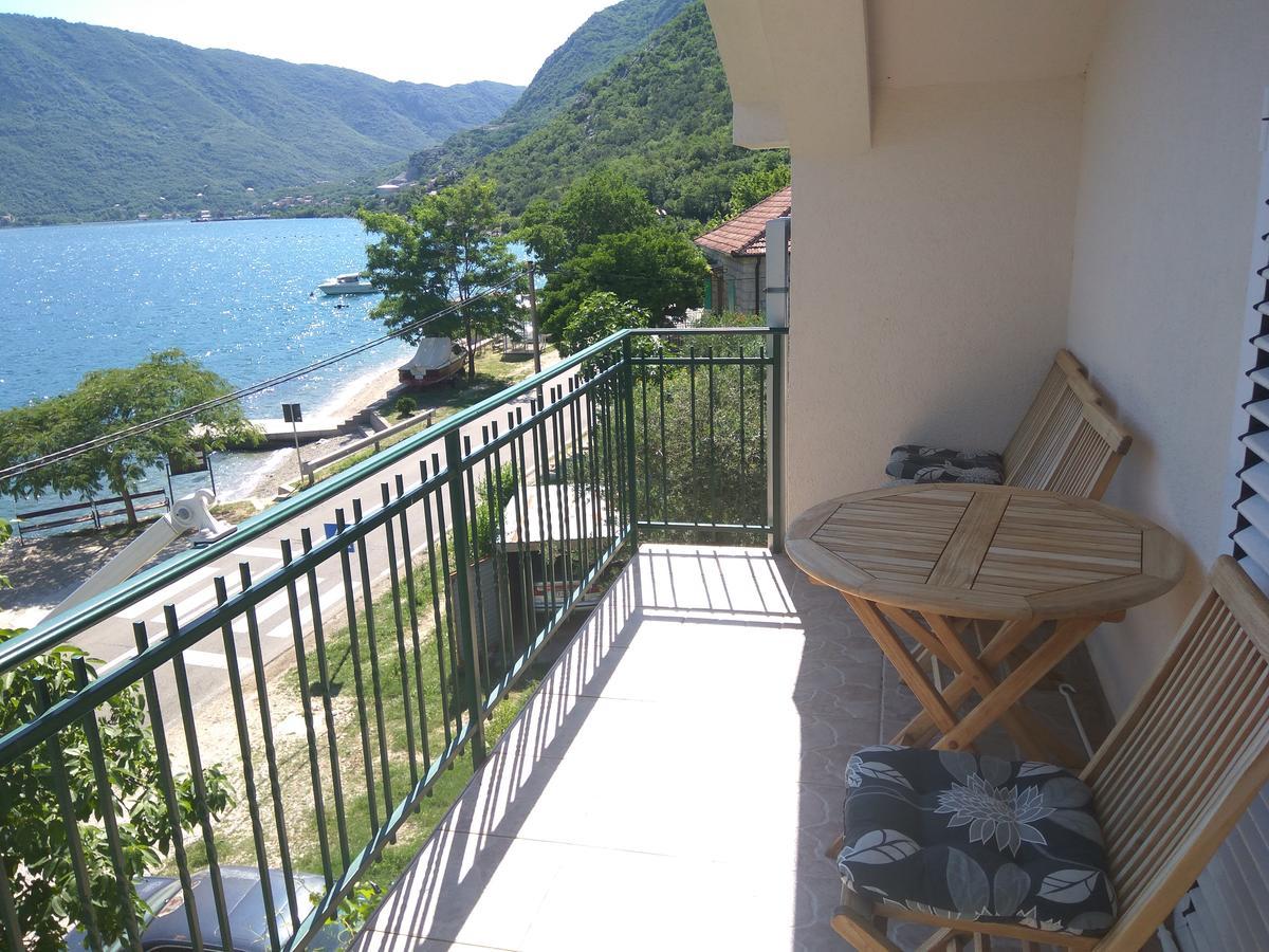 Apartmani Villa Radovic Risan Zewnętrze zdjęcie